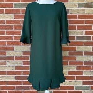 CeCe Round Neck 1/2 Bell Sleeve Ruffled Hem Green Shift Dress 👗
